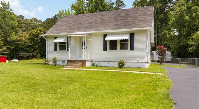 Photo of 8185 Rivertown Rd, Fairburn, GA 30213