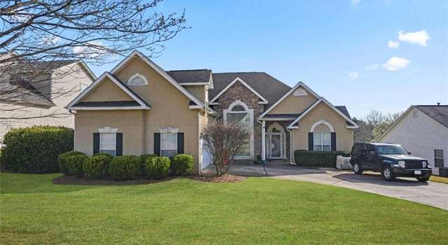 Photo of 132 Rendition Dr, Mcdonough, GA 30253
