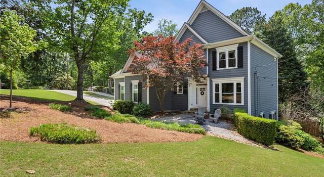Photo of 1904 Woodland Hills Ave NW, Atlanta, GA 30318