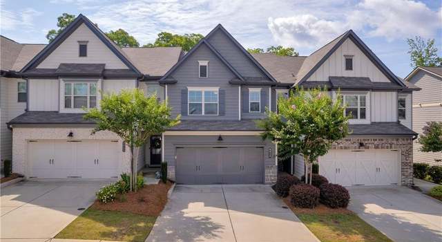 Photo of 5615 Parkview Ln, Flowery Branch, GA 30542