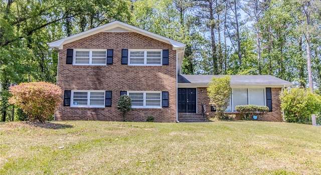 Photo of 738 Laverne Dr NW, Atlanta, GA 30318