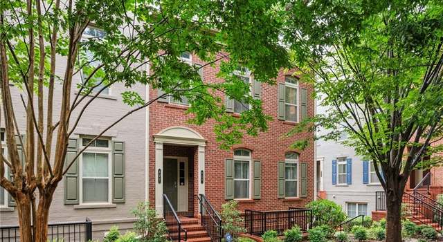 Photo of 827 Perennial Dr, Atlanta, GA 30328