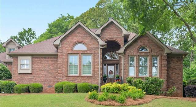 Photo of 1466 Lake Forest Ln, Mcdonough, GA 30253