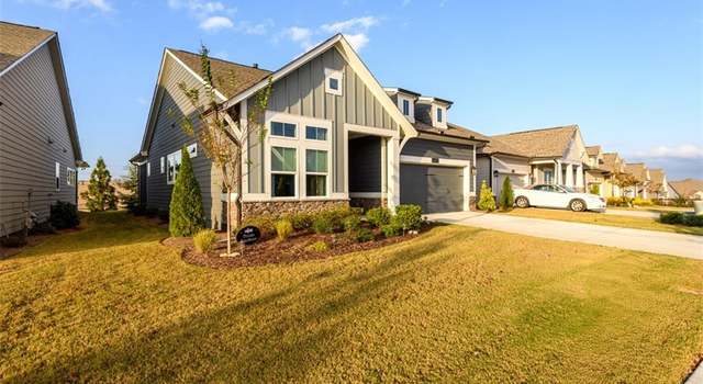 Photo of 6821 Bungalow Rd, Flowery Branch, GA 30542