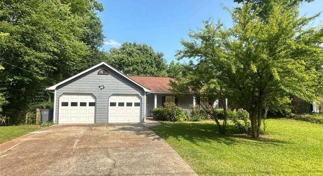 Photo of 4489 Lindsey Dr SW, Powder Springs, GA 30127