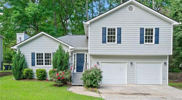 Photo of 5590 Princeton Oaks Dr, Sugar Hill, GA 30518