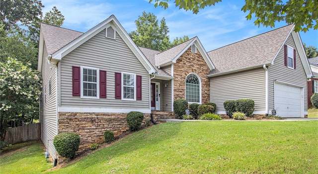 Photo of 2667 Links Overlook Dr, Dacula, GA 30019