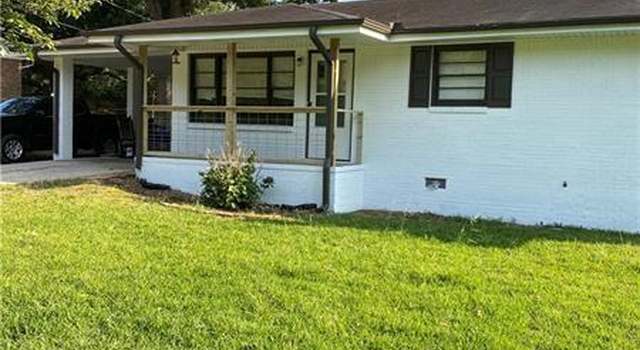 Photo of 304 Elizabeth Ln, Griffin, GA 30223