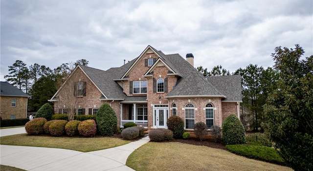 Photo of 912 Fire Thorn Dr, Hampton, GA 30228