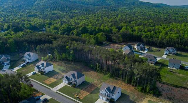 Photo of 61 N Village Cir, Rydal, GA 30171