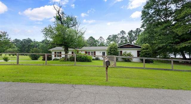 Photo of 140 Shadyfield Ln, Bishop, GA 30621