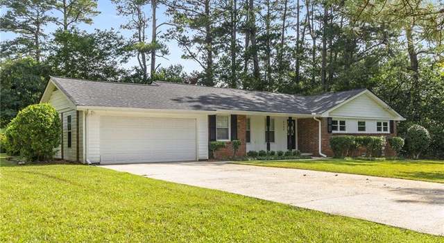Photo of 4149 Indian Lake Cir, Stone Mountain, GA 30083