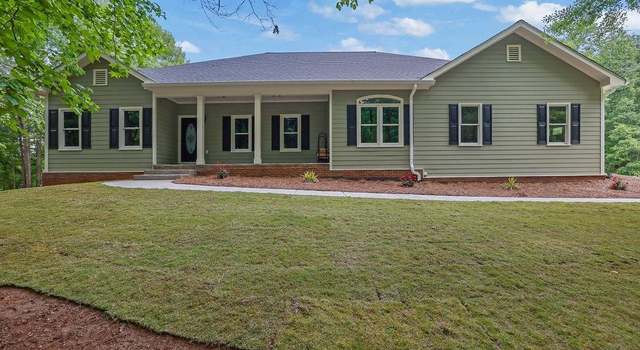 Photo of 216 Scenic Dr, Hoschton, GA 30548