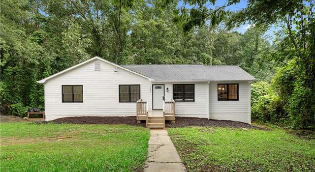 Photo of 160 Pine Grove Dr, Canton, GA 30114