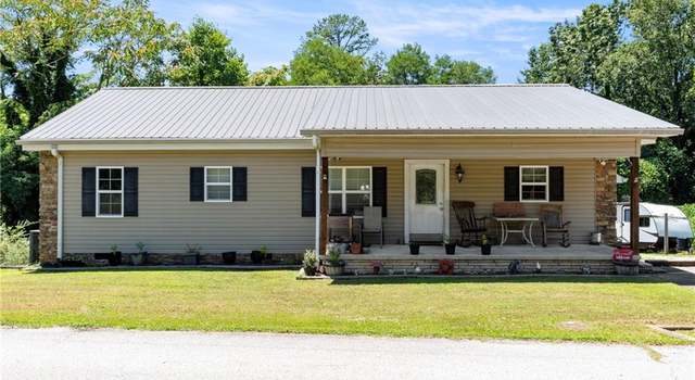 Photo of 570 Baldwin Falls Rd, Baldwin, GA 30511