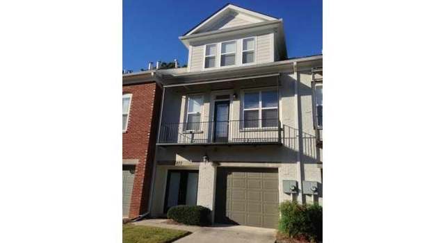 Photo of 5877 Brookside Oak Cir #5877, Norcross, GA 30093