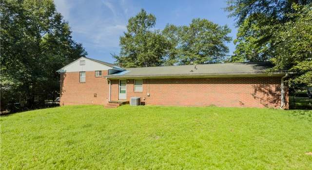 Photo of 170 Huntington Ct, Athens, GA 30606