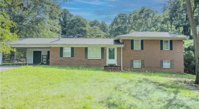 Photo of 170 Huntington Ct, Athens, GA 30606