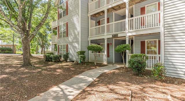 Photo of 215 Cobblestone Trl, Avondale Estates, GA 30002
