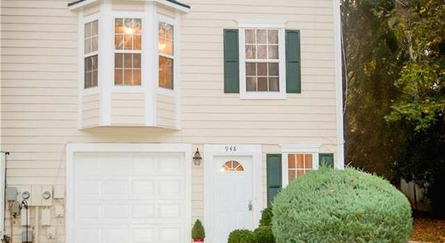 Photo of 948 Vintage Pointe Dr, Lawrenceville, GA 30044