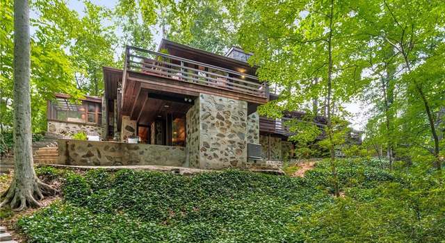 Photo of 2016 Castleway Dr NE, Atlanta, GA 30345