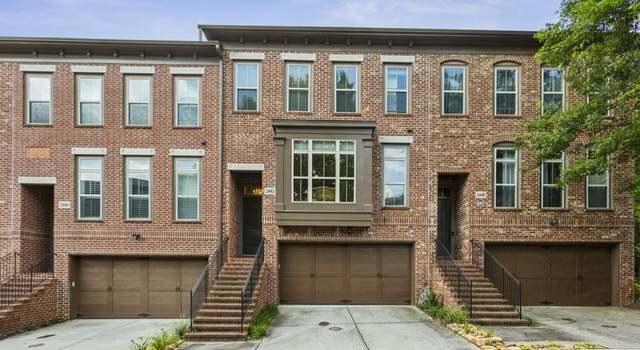 Photo of 2442 Crescent Park Ct, Atlanta, GA 30339