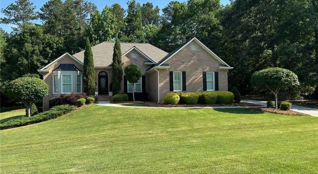 Photo of 1305 Lake Forest Ln, Mcdonough, GA 30253