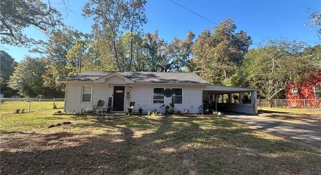 Photo of 825 Pamela Dr, Griffin, GA 30224