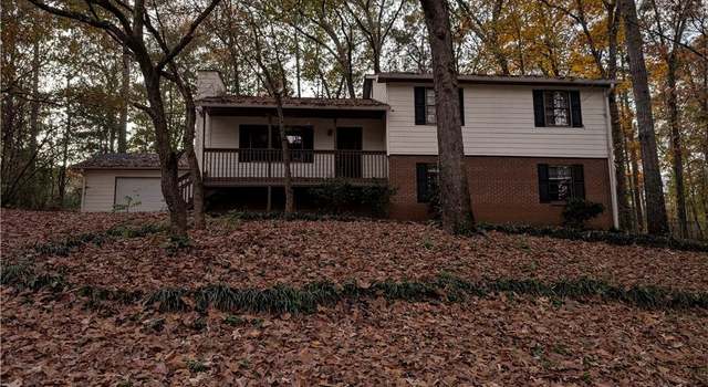 Photo of 3288 Tarragon Dr, Decatur, GA 30034