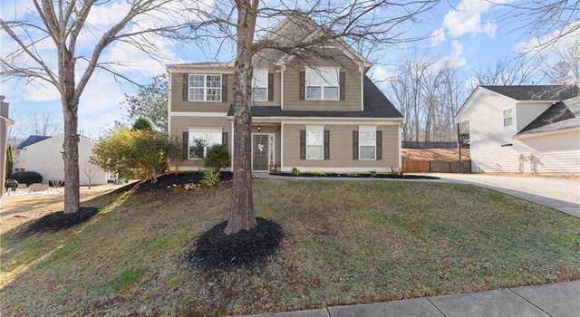 Photo of 6615 Grove Meadows Ln, Cumming, GA 30028