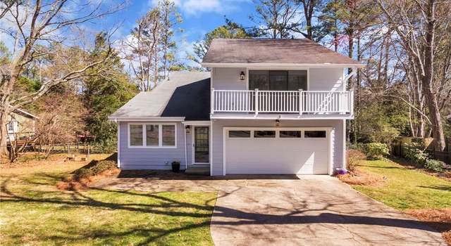 Photo of 9675 Pine Thicket Way, Roswell, GA 30075