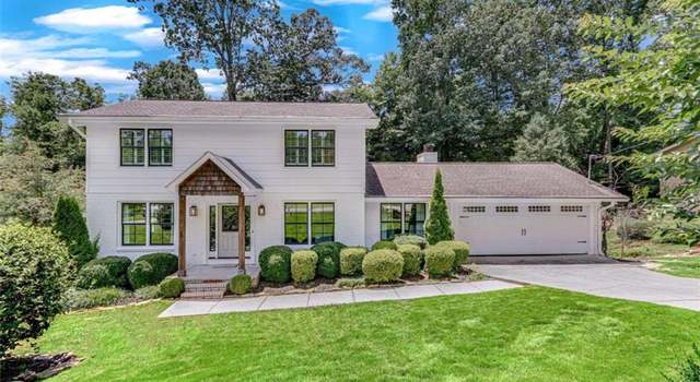 Photo of 925 Parkhill Pl, Gainesville, GA 30501