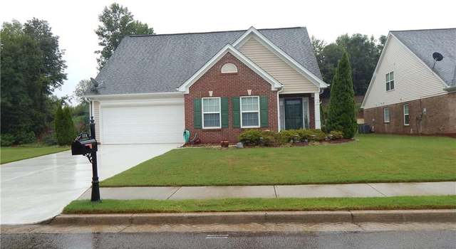 Photo of 350 Lakeview Bend Cir, Jefferson, GA 30549