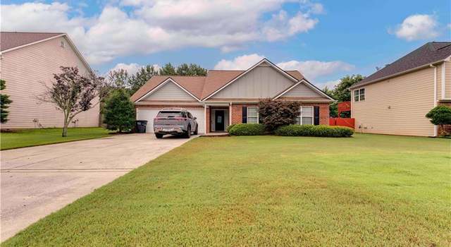 Photo of 605 Riverside Dr NW, Calhoun, GA 30701