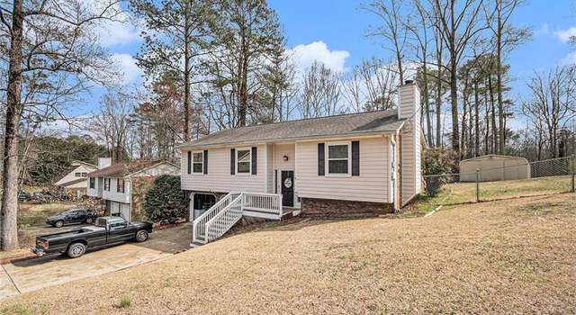 Photo of 6355 Queens Rd, Douglasville, GA 30135