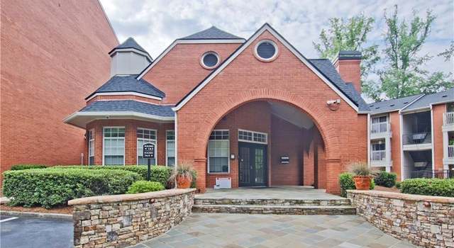Photo of 3066 Chastain Park Ct NE, Atlanta, GA 30342