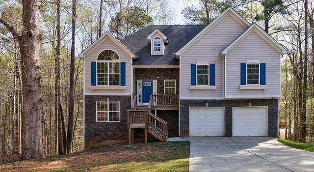Photo of 6490 Lake Esther Dr, Fairburn, GA 30213