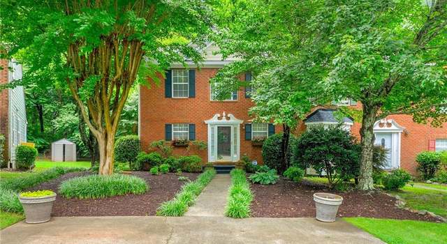 Photo of 3040 Majestic Park Ct, Duluth, GA 30096