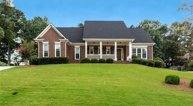Photo of 230 Amberbrook Cir, Grayson, GA 30017