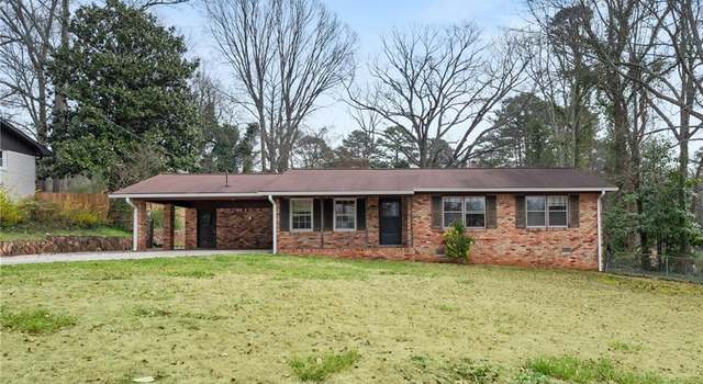 Photo of 422 Derbyshire Dr, Stone Mountain, GA 30088