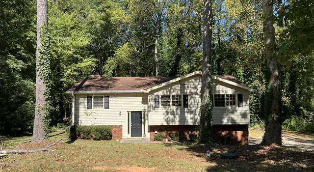Photo of 6883 Lakeshore Dr, Douglasville, GA 30135
