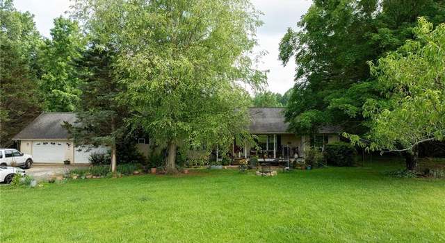 Photo of 6412 Holly Springs Rd, Clermont, GA 30527