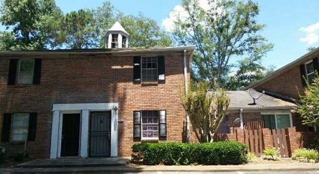 Photo of 105 Plantation Dr #105, Clarkston, GA 30021