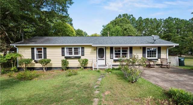 Photo of 93 Orchard Cir, Commerce, GA 30529