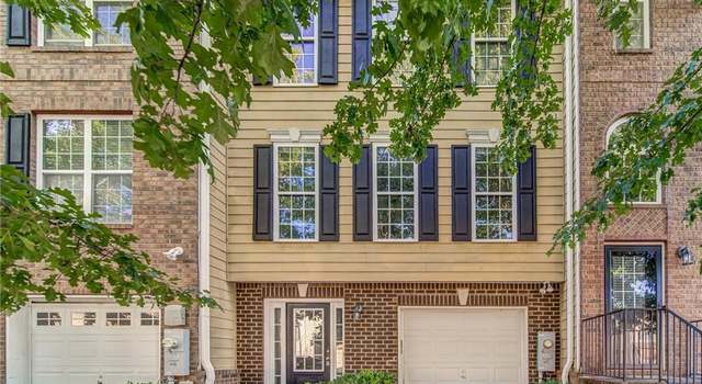 Photo of 3082 Bonnes Dr, Lithonia, GA 30038