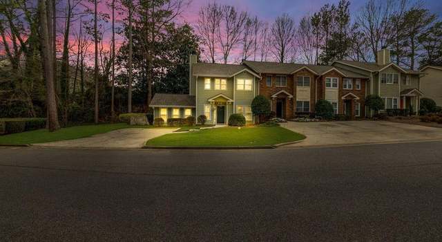 Photo of 250 Peachtree Hollow Ct, Atlanta, GA 30328