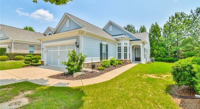 Photo of 6233 Greenstone Cir, Hoschton, GA 30548