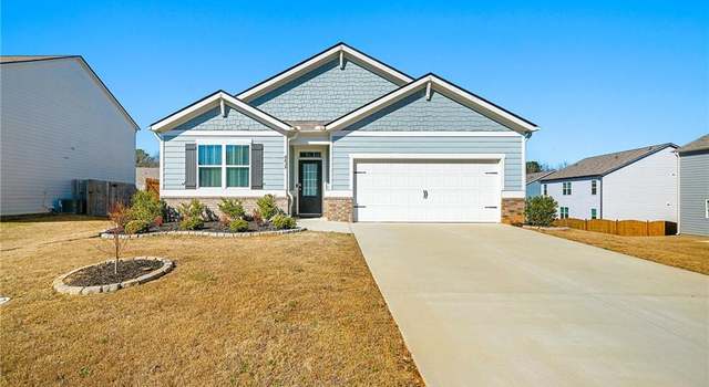Photo of 6639 Bluffview Dr, Douglasville, GA 30134