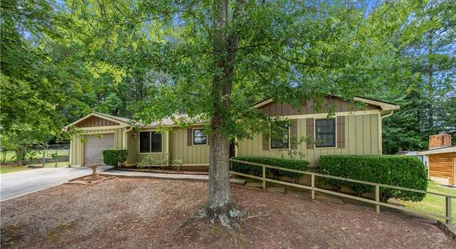 Photo of 6873 Browns Mill Lake Rd, Lithonia, GA 30038