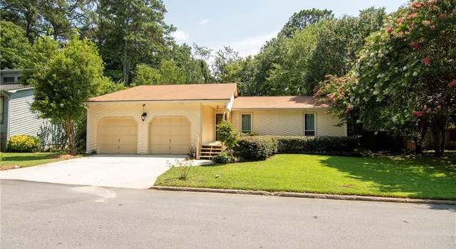 Photo of 4085 Wildflower Ln, Tucker, GA 30084
